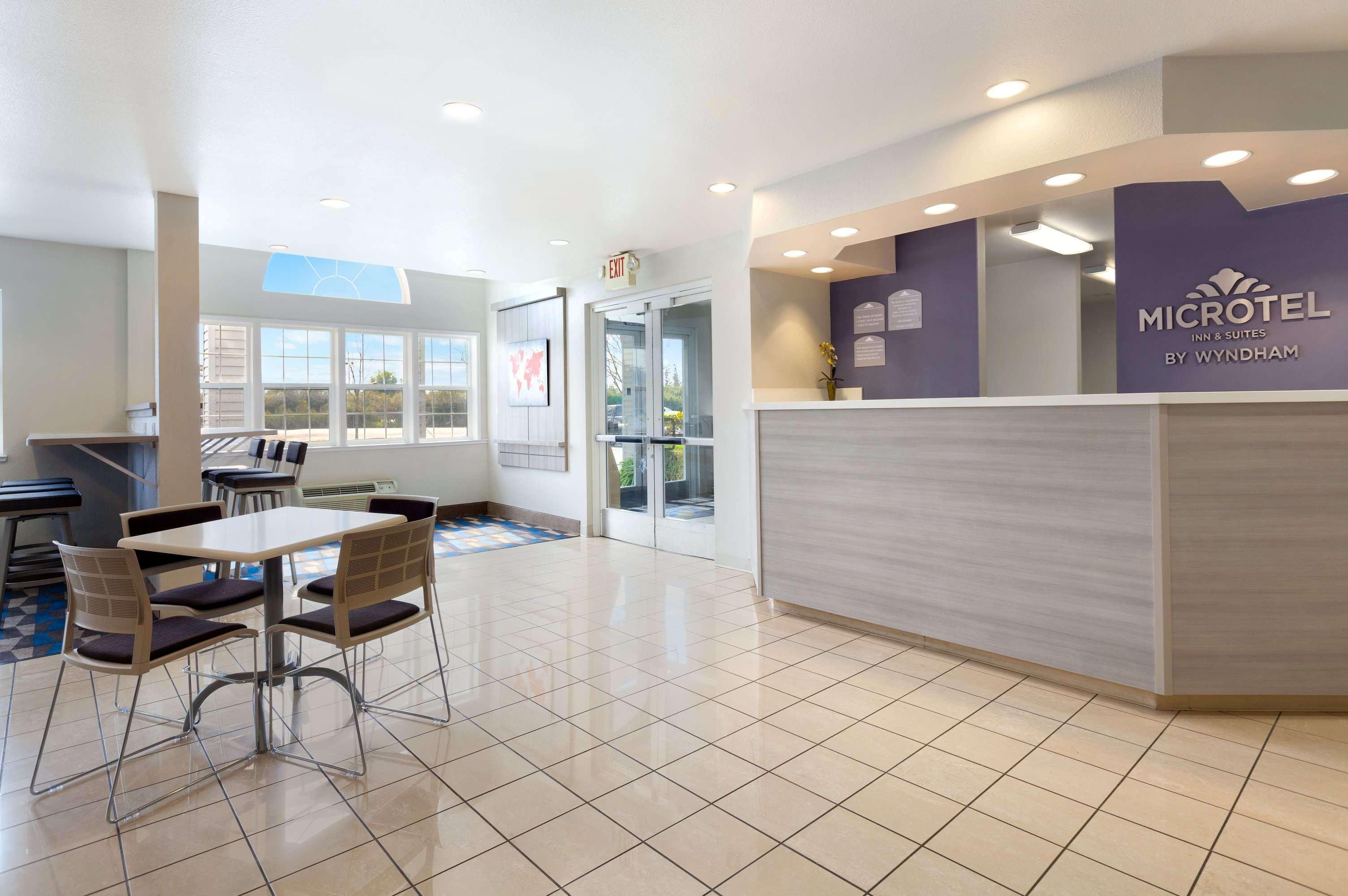Microtel Inn&Suites Modesto Ceres Exterior foto